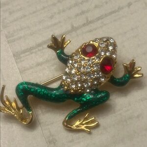 Vintage frog clothing brooch